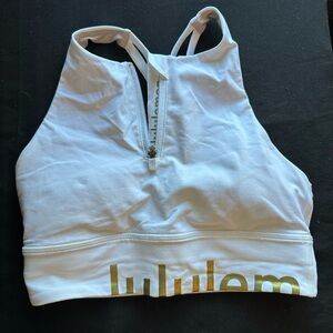 high neck sports bra